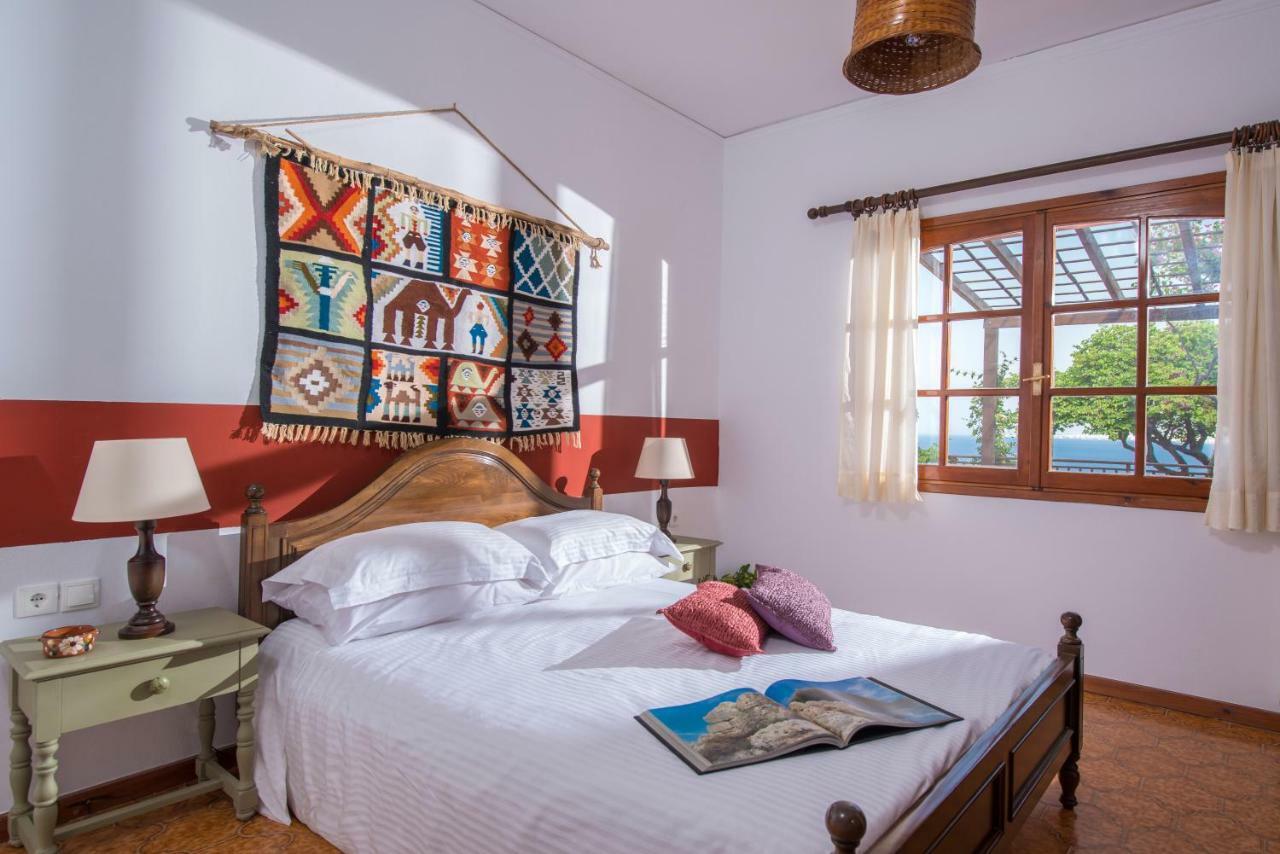 Helidoni Hill Seaview Family Villa Palaiokastro  エクステリア 写真
